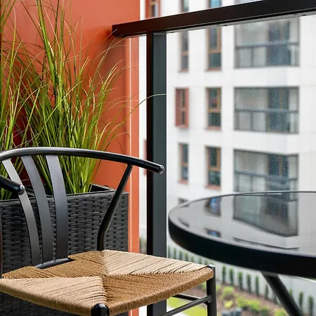 Towarowa Towers Skyline Varşova