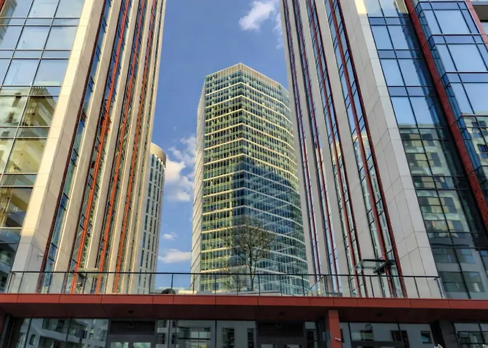 Daire Towarowa Towers Skyline