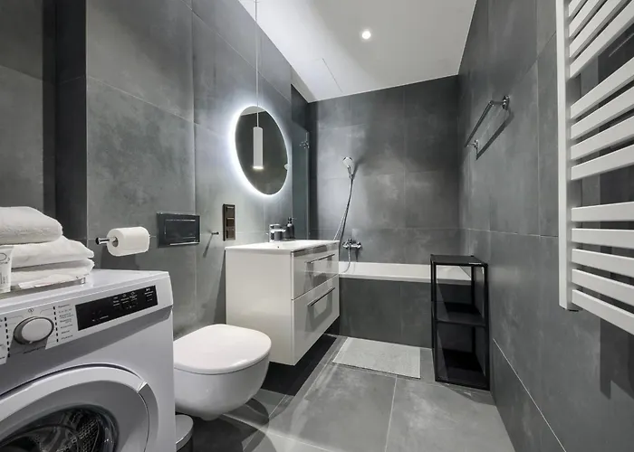 Towarowa Towers Skyline * Варшава